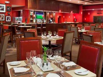 Hotel Doubletree By Hilton Cincinnati Airport