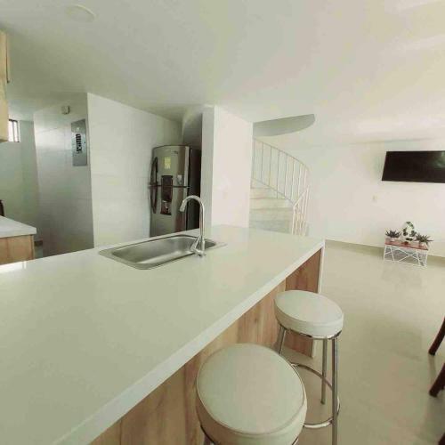 Apartamento Hermoso Duplex Cerca A Playa, Rodadero Hasta 10