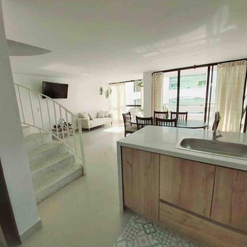 Apartamento Hermoso Duplex Cerca A Playa, Rodadero Hasta 10