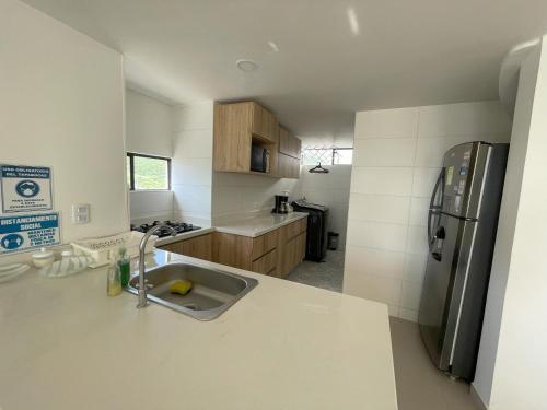 Apartamento Hermoso Duplex Cerca A Playa, Rodadero Hasta 10