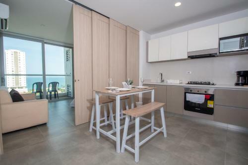 Apartamento Beachside Bliss: Salguero Suites
