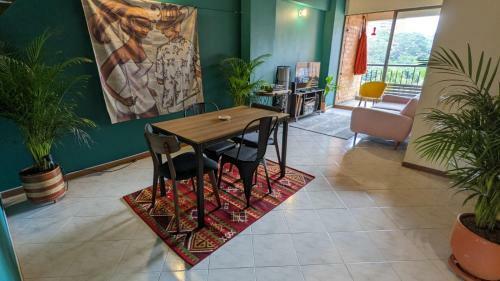 Bed & Breakfast Private Room At Medell�n's Coolest Location