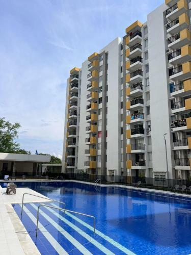 Apartamento Senderos De Guayac�n Torre 2 Apto 708