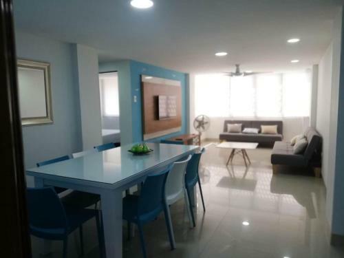 Apartamento Confortable Apto En Rodadero Cerca A La Playa