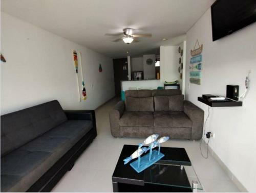 Apartamento En El Rodadero-piscina-jacuzzi-wifi