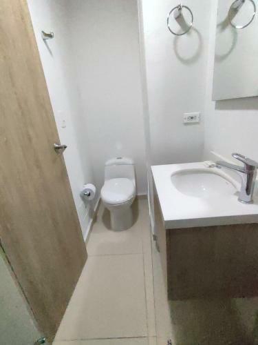 Comodo Y Elegante Apartamento Cerca Al Centro