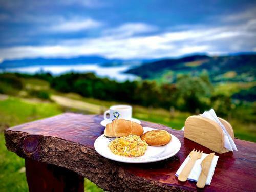 Bed & Breakfast El Roble. Laguna De Tota