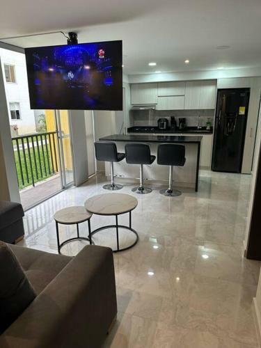 Moderno Apartamento Primer Piso