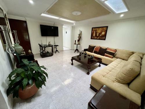 Tucan Hostal