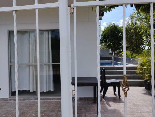Apartahotel Eden Cove�as