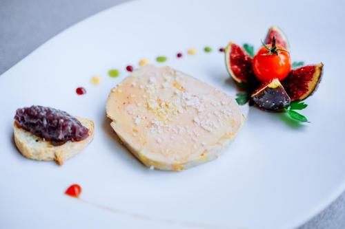 Hotel H�tel Pedussaut
