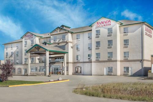 Hotel Ramada Inn & Suites
