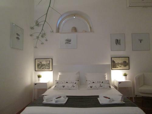 Hostal St. Lazarus Room