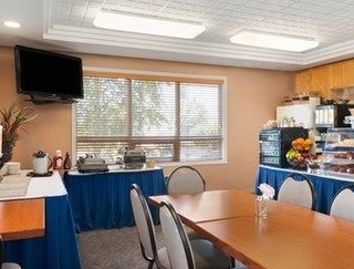 Motel Travelodge Spruce Grove