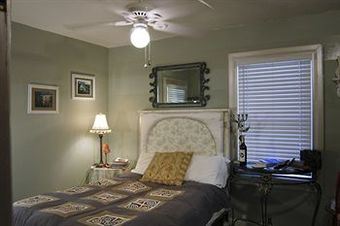 Bed & Breakfast Madison Street Inn