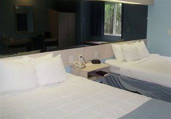 Hotel Econo Studios