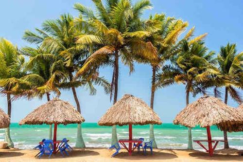 Apartamento En Cove�as Cerca Al Mar #202