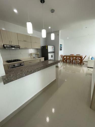 Apartamento Nuevo Con Vista Al Mar