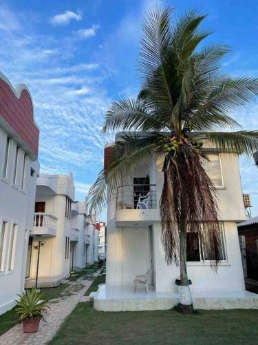 Caba�a Al Frente Del Mar En Cove�as