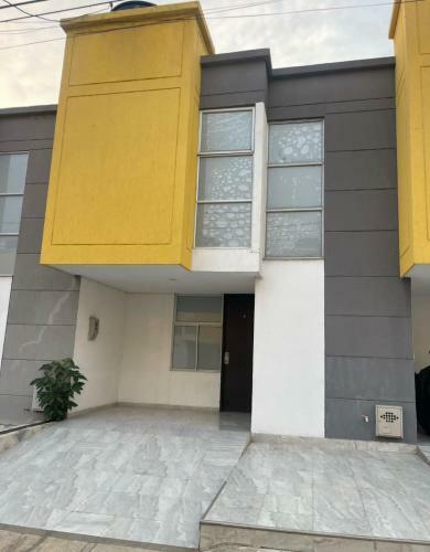 Hermosa Casa