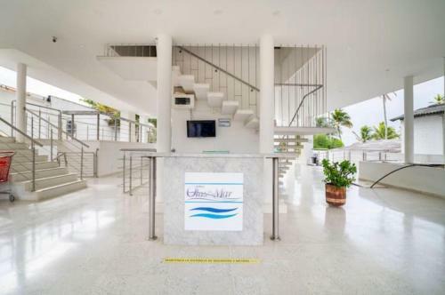 Apartamento En Cove�as Con Excelentes Comodidades.