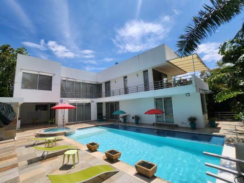 Casa Privada Con Piscina Carmen De Apicala