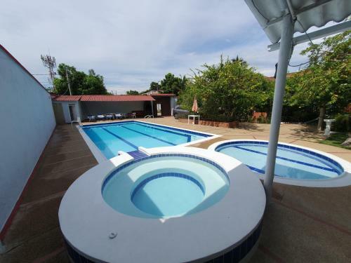 Quinta Familiar Carmen De Apical�