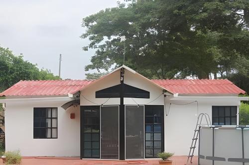 Caba�a Campestre De Con Piscina, Cocina, Y Wifi.