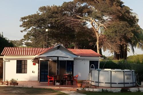 Caba�a Campestre De Con Piscina, Cocina, Y Wifi.