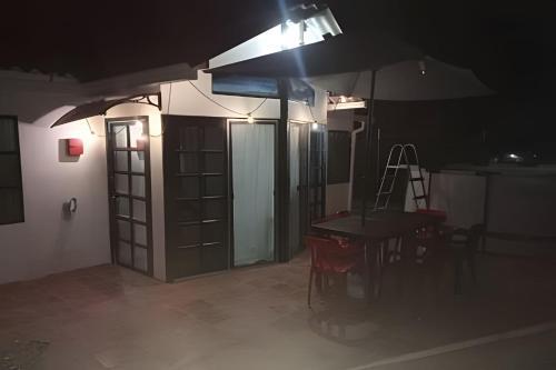 Caba�a Campestre De Con Piscina, Cocina, Y Wifi.