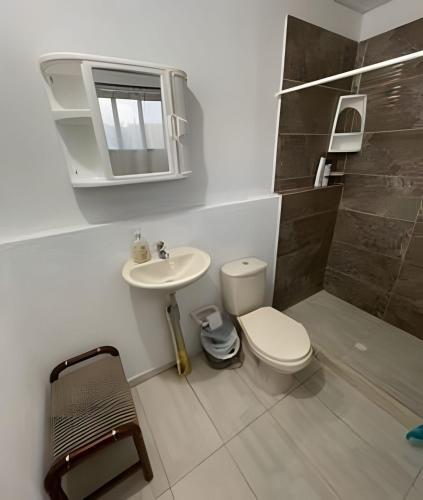 Caba�a Campestre De Con Piscina, Cocina, Y Wifi.