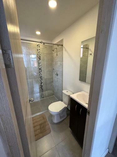 Apartamento Habitaci�n En Ch�a Con Ba�o Privado