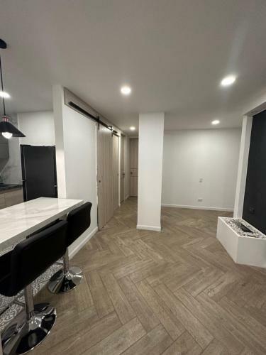 Apartamento Habitaci�n En Ch�a Con Ba�o Privado