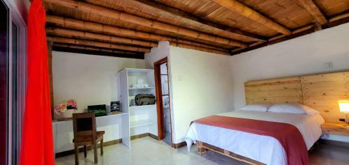 Hostal Hotel El Gran Chaparral