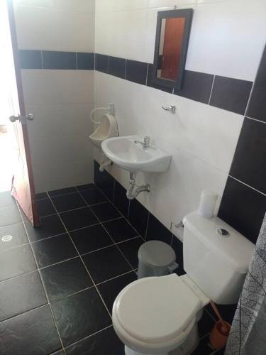 Casa Tur�stica M�naco 48