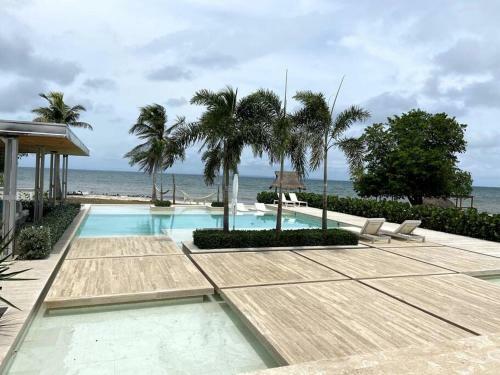 Villa En Bar� Con Playa Privada 6br