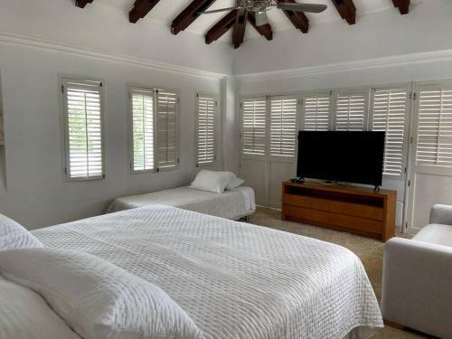Villa En Bar� Con Playa Privada 6br