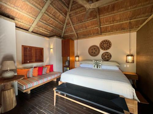Hotel Acasi Rustic Beach