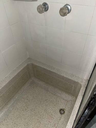 Beautiful 1 Bedroom Apartment