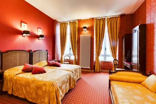 Hostal La Maison Des Officiers