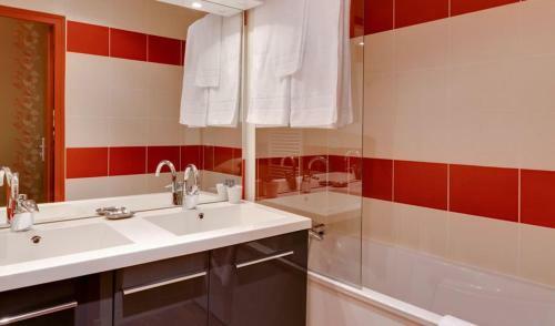 Hostal La Maison Des Officiers