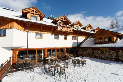 Hostal Rezidence U Jezera