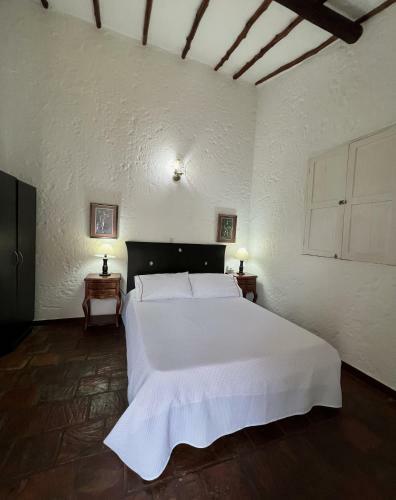 Hermosa Casa Colonial Morada