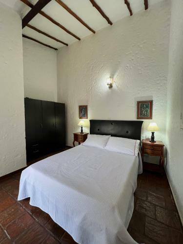 Hermosa Casa Colonial Morada