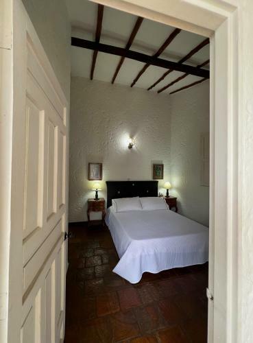 Hermosa Casa Colonial Morada