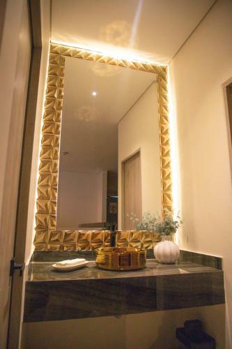 Hotel Byhours Circunvalar - Adults Only