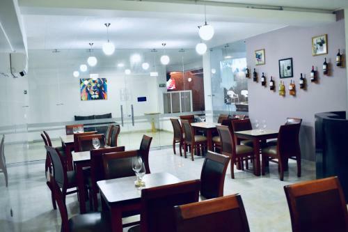 Hotel Calle Real Inn