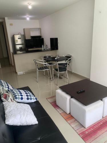 Apartamento C�modo Apto Excelente Ubicaci�n