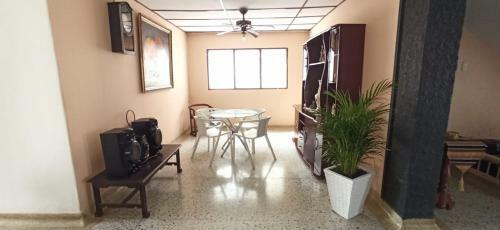 Apartamento Casa Ciudad Jardin Centro Hist�rico