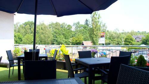 Hostal Pension Village